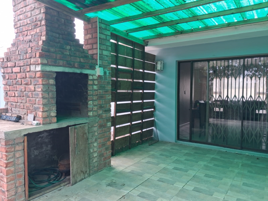 To Let 3 Bedroom Property for Rent in Gonubie Eastern Cape